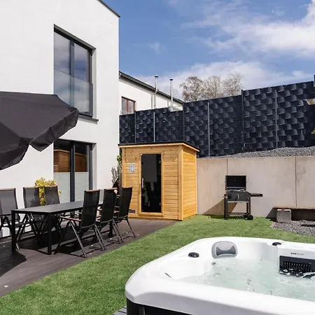 Rabbit-hole In Mit Whirlpool Und Sauna * Bütgenbach