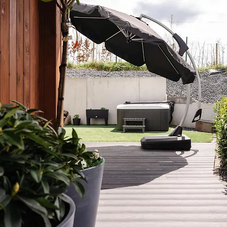 Rabbit-hole In Mit Whirlpool Und Sauna Apartament Bütgenbach