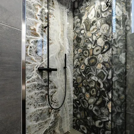 Lejlighed Rabbit-hole In Mit Whirlpool Und Sauna Bütgenbach