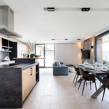 Rabbit-hole In Mit Whirlpool Und Sauna Lejlighed