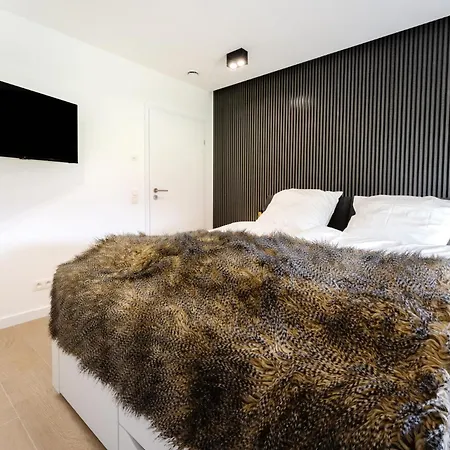 Rabbit-hole In Mit Whirlpool Und Sauna * Bütgenbach