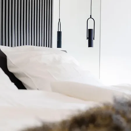 Rabbit-hole In Mit Whirlpool Und Sauna *