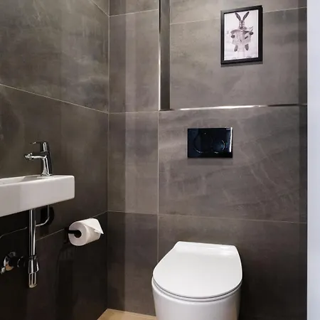Rabbit-hole In Mit Whirlpool Und Sauna Lejlighed *